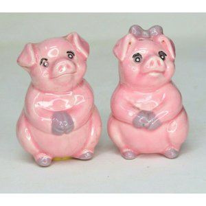 Vintage Pink Pig Couple Figural Salt And Pepper Shakers